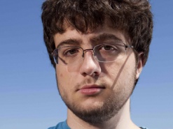 Взломщика iPhone и iPad взяли на работу в Google