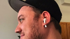 Найден идеальный способ не потерять беспроводные AirPods