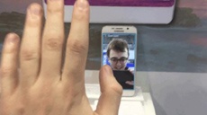 Elliptic Labs снова демонстрирует технологию управления смартфоном с помощью жестов