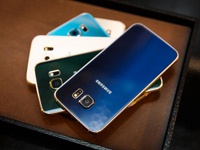 Samsung Galaxy S6 от одного заряда работает меньше предшественника
