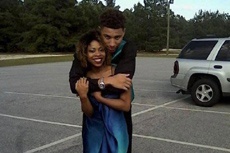 16-летнюю американку арестовали за отправку откровенного селфи своему парню