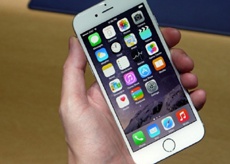 iPhone научится определять грязь на экране и отключать сенсоры