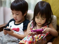 Мобильные месседжеры бьют рекорды популярности на азиатских и западных рынках