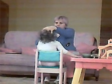 Интернет всколыхнула история о жестокой няне