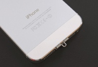 iPhone на поводке (Фото)