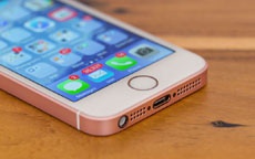 iPhone SE впервые подешевел ниже психологической отметки