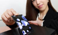 LG начнет массовое производство гибких дисплеев до конца 2013 года