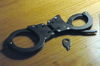 Используя социальную сеть женщина оставила с носом около сотни человек