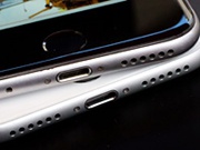 У мобильных устройств Apple появится новый "умный" разъем, исчезающий после отключения кабеля