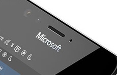 Руководитель Microsoft: традиционные смартфоны уже мертвы
