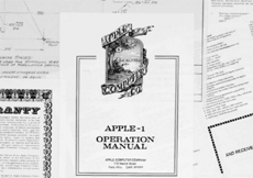 Третий основатель Apple распродаст с аукциона частички истории компании