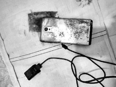 Xiaomi пыталась заплатить пользователю, чтобы он скрыл факт взрыва смартфона на зарядке