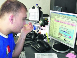 Все больше украинцев готовы продать себя за планшет и отдых в Турции