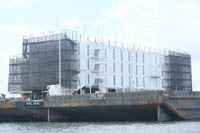 «Инновационная» баржа Google сменит дислокацию