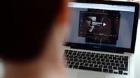 "ВКонтакте" начал показывать рекламу поверх видеороликов