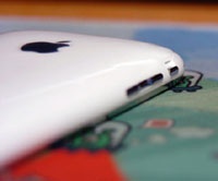 Пластиковый iPhone будет выпущен ограниченной партией