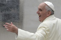 Папа Римский назвал интернет Божьим даром