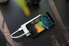 После запуска Pokémon Go продажи внешних аккумуляторов в США удвоились