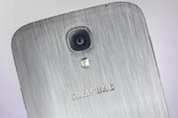 У Samsung Galaxy S5 будет боковая сенсорная кнопка для камеры