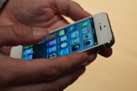 Новая «дыра» в iPhone, iPad и Mac позволяет украсть все логины и пароли