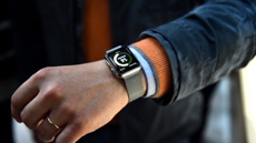 Что в Купертино думают об автономности Apple Watch