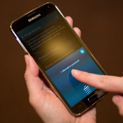 Сенатор США обеспокоен сканером отпечатков Samsung Galaxy S5