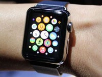Apple Watch станут доминирующими "умными" часами
