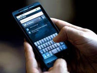 Украинцы продолжают скупать смартфоны