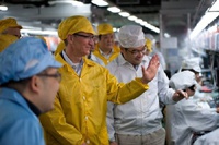 Apple улучшит условия труда на заводах поставщиков