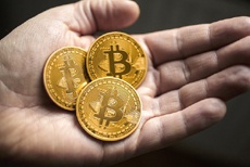 Биткоины будут продаваться в газетных киосках