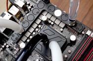ASUS увеличивает расходы на продвижение своих материнских плат