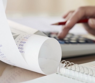 В сети появляется множество бухгалтерских и правовых программ