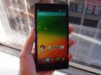 Большие смартфоны становятся еще больше