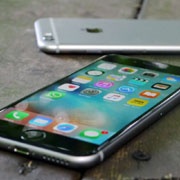 Экраны iPhone 6/6s царапаются — Apple это уже не скрывает