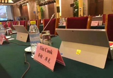 Microsoft выдала Тиму Куку бесплатный планшет Surface Pro 4