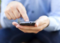 Мобильники научатся лечить свои «раны»