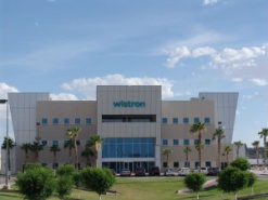 "Контрактники" надеются поставить больше лэптопов, чем ожидалось