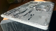 Фотофакт: у программиста в США взорвался MacBook Pro