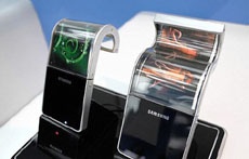 Samsung разрабатывает два смартфона с гибкими дисплеями