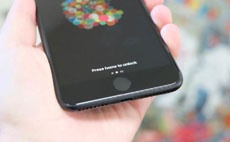 iPhone 8 может выйти вообще без сканера отпечатков Touch ID из-за проблем в производстве