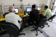 Из интернета исчезли более 100 тысяч снимков с детским порно