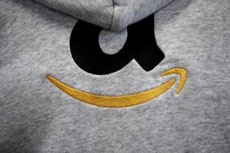 Amazon выкупает акции на 5 млрд долларов