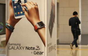 Дешевые смартфоны и рост цен на память обеспечили Samsung рекордную прибыль