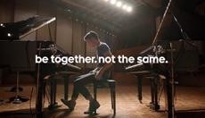 Google сравнила устройства Apple с роялем с одной нотой