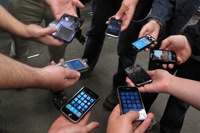 Мировой рынок мобильных телефонов перестал расти