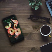 Таким может оказаться iPhone 8