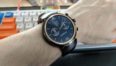 Asus снова задерживает обновление для умных часов ZenWatch второго и третьего поколений