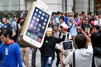 Apple готовится сообщить о первом падении продаж iPhone