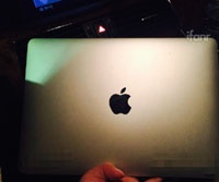 12-дюймовый MacBook Air лишился светящегося логотипа Apple