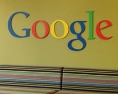 Google и YouTube назвали главными пропагандистами суицида